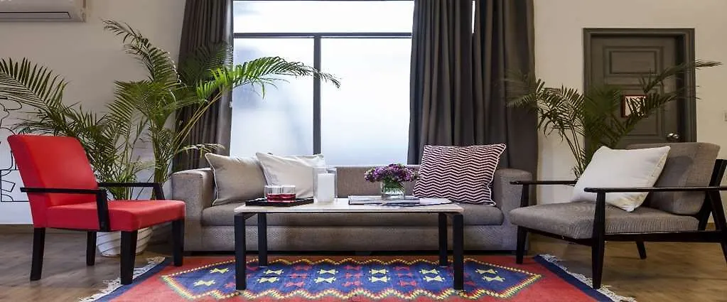*** Hotel Oyo Townhouse 1 Southcity Sohna Road Near Omaxe Gurgaon Mall India